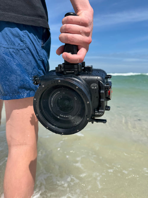 Using the Salted Line Two-Stage Shutter Grip for Video Recording – seafrogs